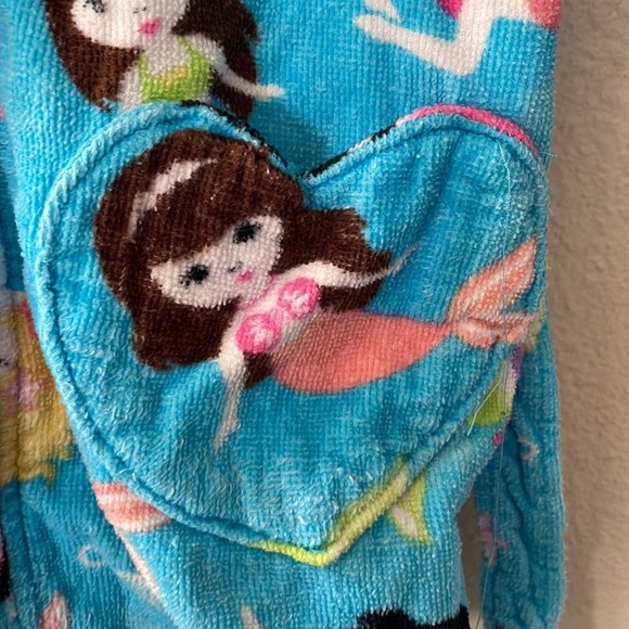 Toddler blue Mermaid hooded swim robe Size XS (3/4) - Picture 6 of 9